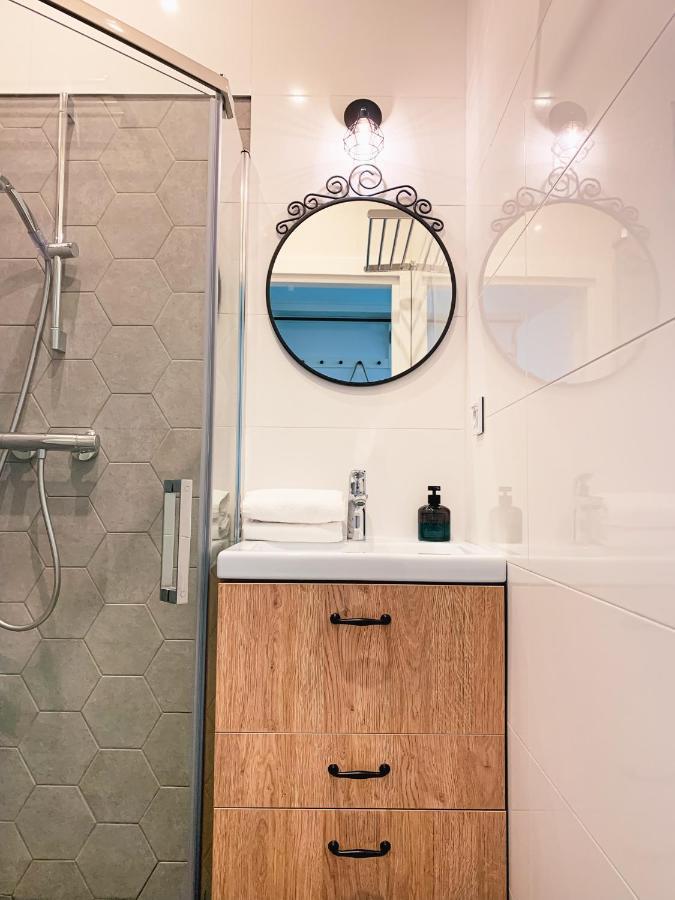 A 200 M Do Plazy Apartment *